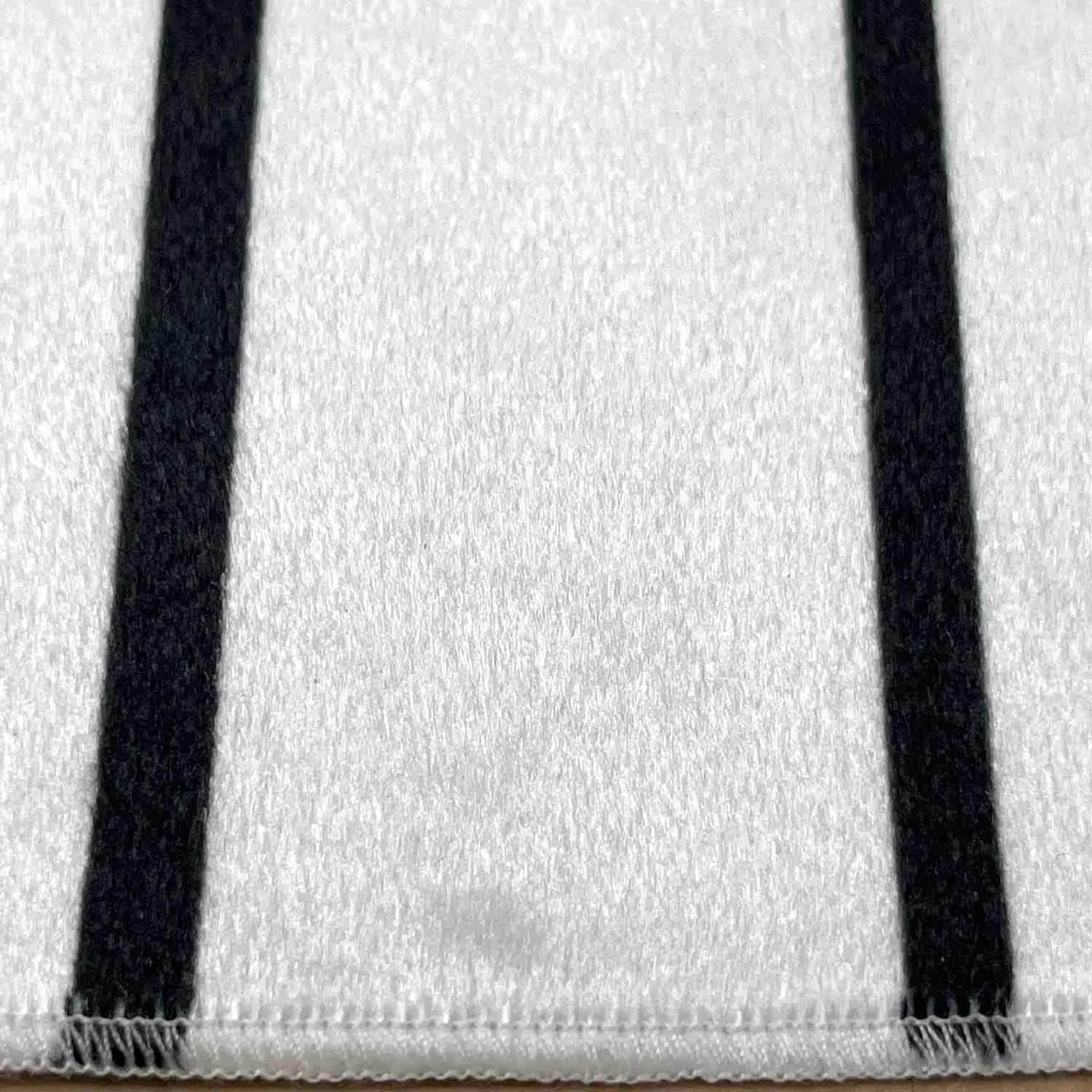 Tapis d'écriture extra doux en velours frappé ! Agréable et très utile pour l'utilisation des lettres mobiles.